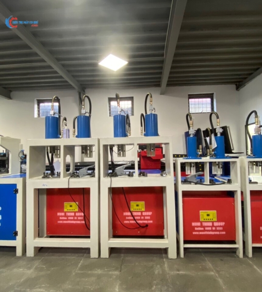 Máy đột thuỷ lực cắt góc
