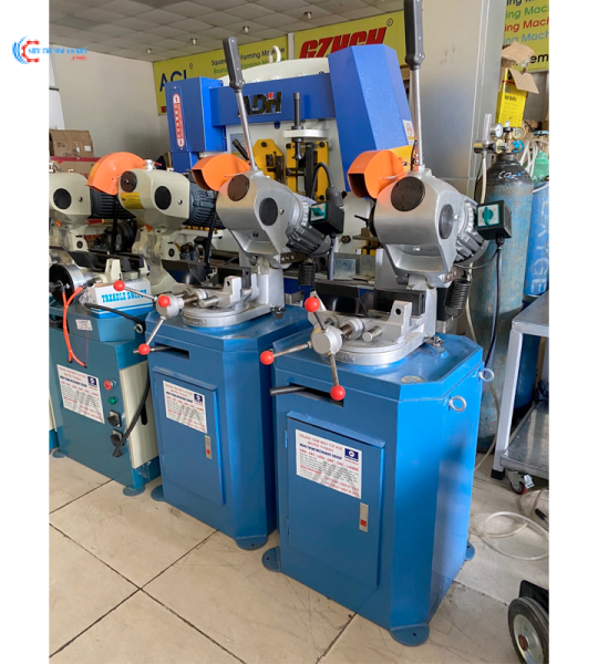 Máy cắt ống hộp kim loại YJ400